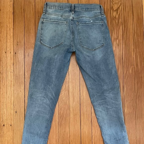 GAP Tight Jeans Size Small - Picture 3 of 5